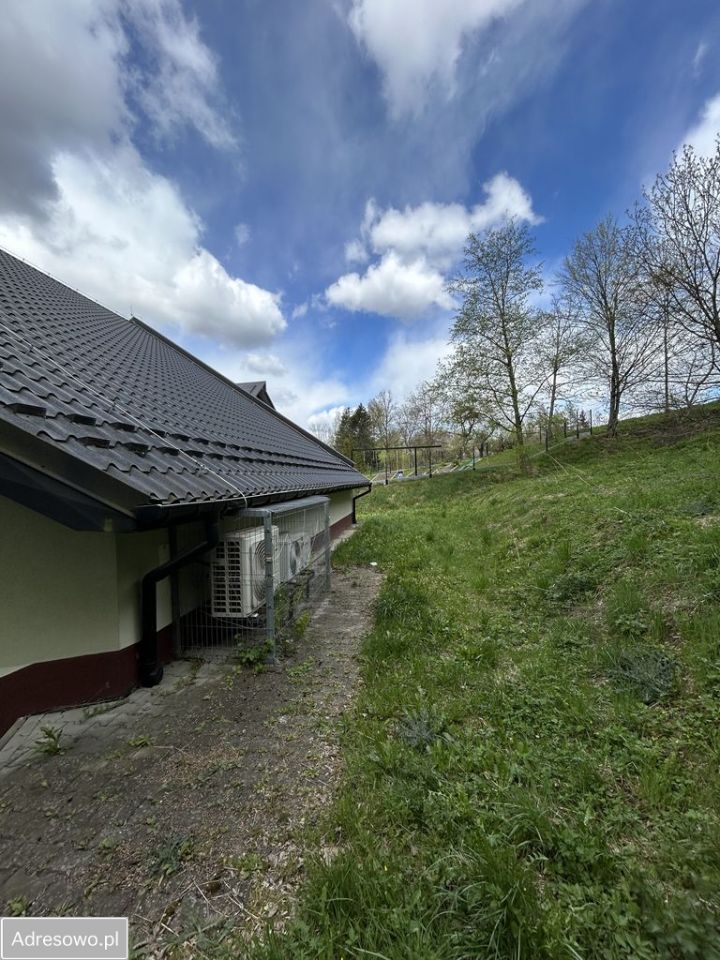 Nieruchomość komercyjna Żegocina. Zdjęcie 2