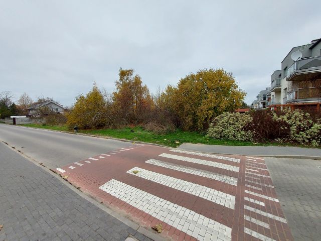 Działka budowlana Tarnowo Podgórne, ul. Księdza Zbigniewa Sasa. Zdjęcie 1