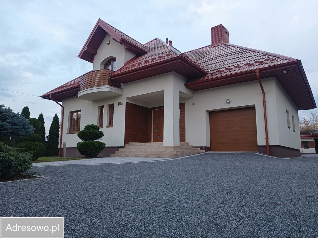 dom wolnostojący, 5 pokoi Daleszyce, ul. Polna