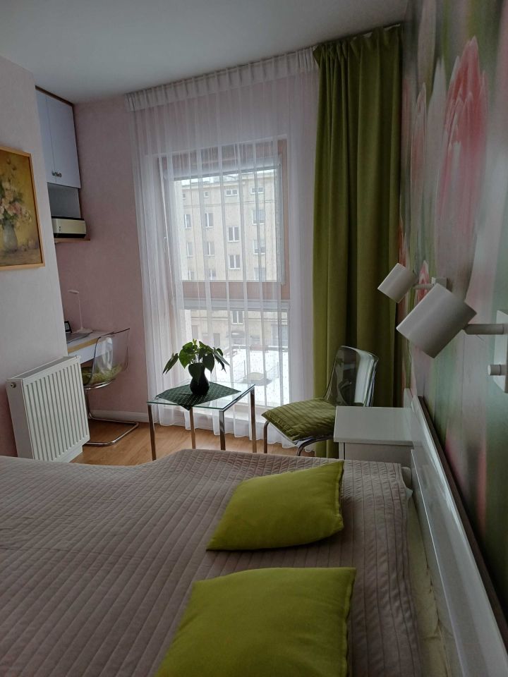 Mieszkanie 2-pokojowe Gdynia Śródmieście. Zdjęcie 2