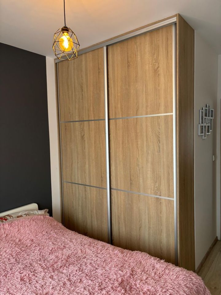 Mieszkanie 3-pokojowe Kaźmierz. Zdjęcie 2