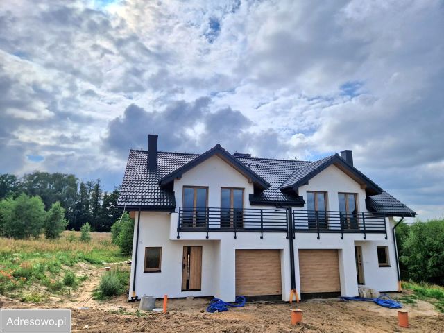 bliźniak, 5 pokoi Żukowo. Zdjęcie 1