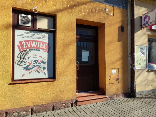 Lokal Żywiec Zabłocie, ul. Dworcowa. Zdjęcie 1