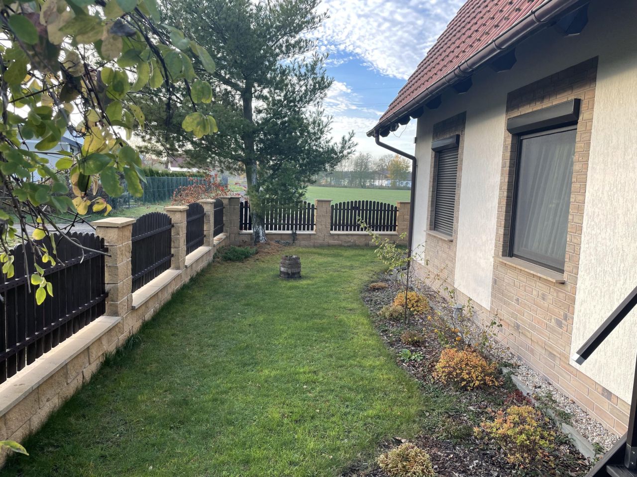 dom wolnostojący, 4 pokoje Bronków. Zdjęcie 9