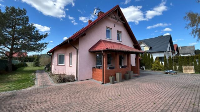 dom wolnostojący, 4 pokoje Jabłowo, ul. Działkowa. Zdjęcie 1