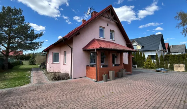 dom wolnostojący, 4 pokoje Jabłowo, ul. Działkowa