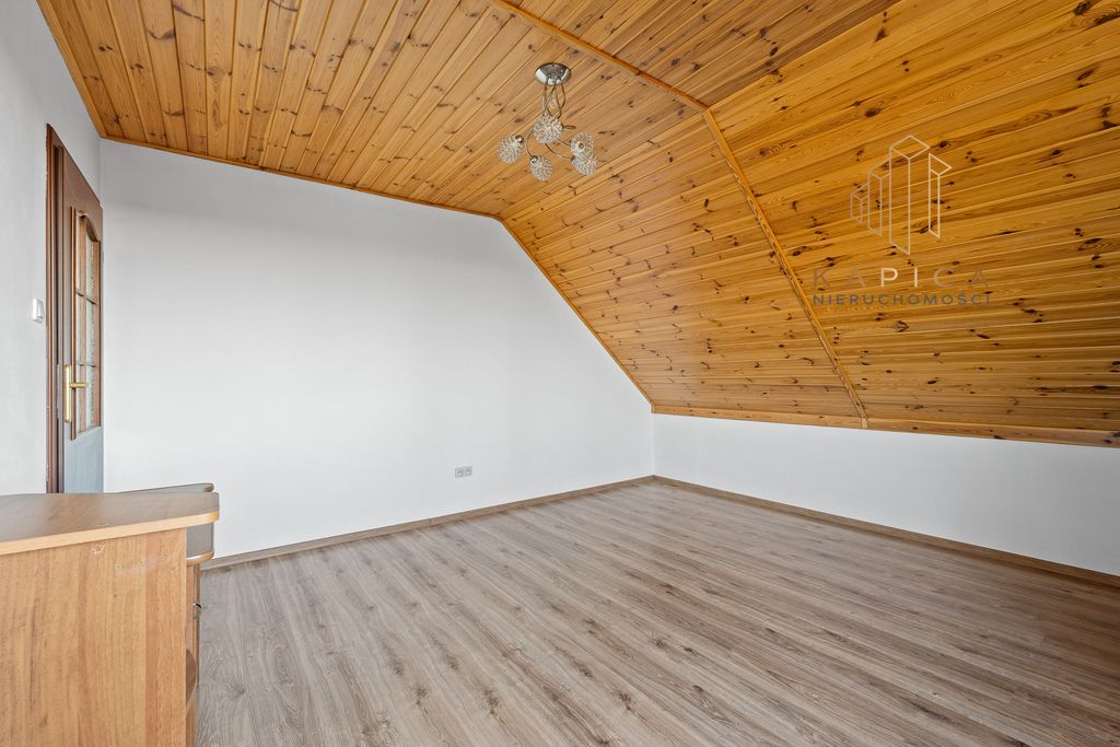 dom wolnostojący, 6 pokoi Kolechowice. Zdjęcie 17