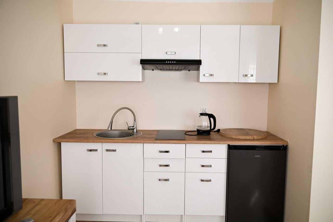 Mieszkanie 1-pokojowe Góra. Zdjęcie 2