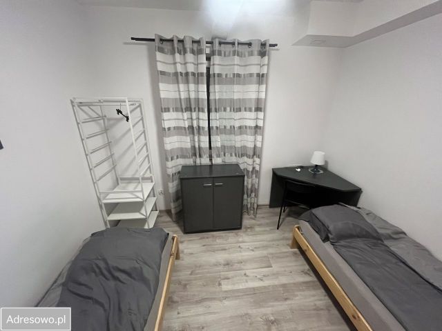 Mieszkanie 4-pokojowe Bielsko-Biała Śródmieście, ul. Bohaterów Warszawy. Zdjęcie 1