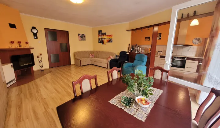 dom wolnostojący, 7 pokoi Włocławek Centrum, ul. Bukowa
