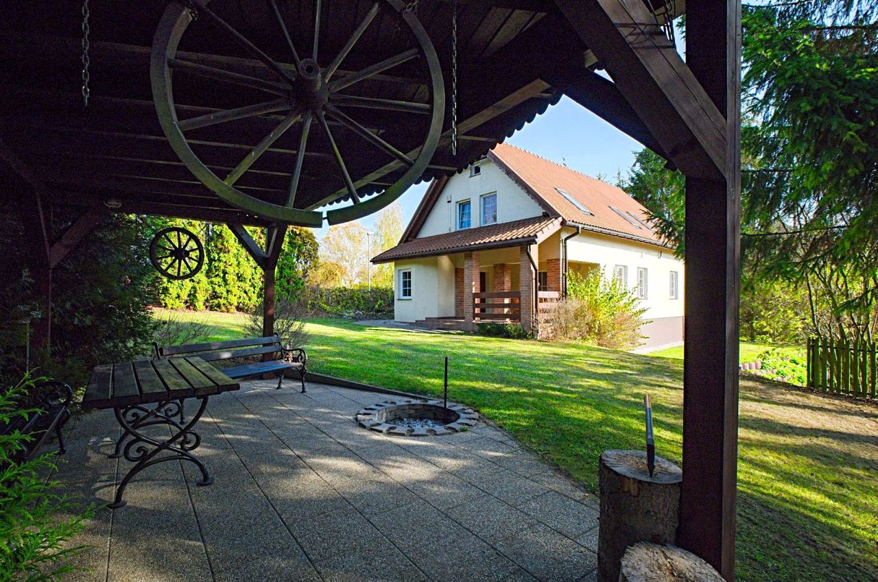 dom wolnostojący, 5 pokoi Burdąg. Zdjęcie 16