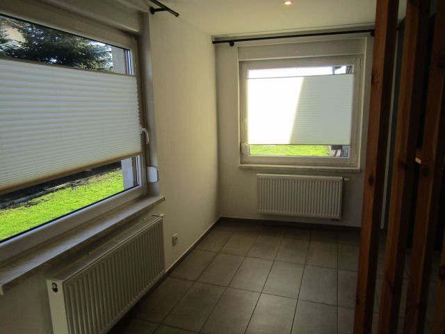 Mieszkanie 3-pokojowe Olszowa, ul. Wiejska. Zdjęcie 1
