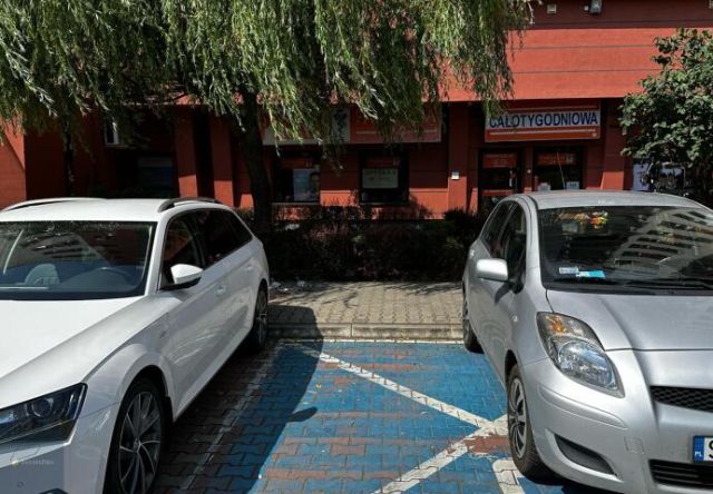 Lokal Gliwice Kopernik, ul. Gwiazdy Polarnej. Zdjęcie 3