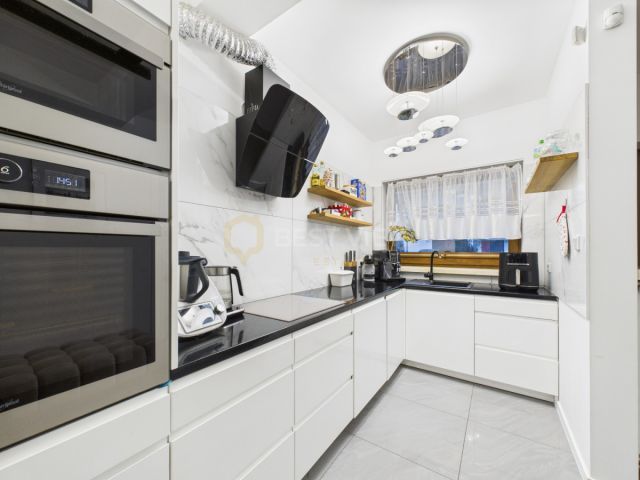 dom szeregowy, 5 pokoi Łomianki Dolne, ul. Kościelna Droga. Zdjęcie 8