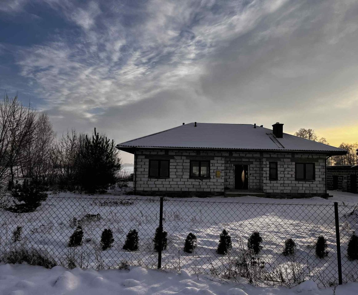 dom wolnostojący, 10 pokoi Zalesie