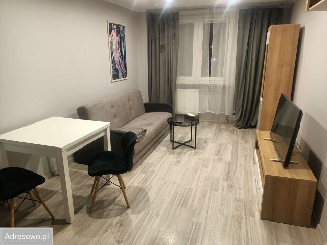 Mieszkanie 2-pokojowe Gdynia Chylonia, ul. Ludwika Zamenhofa. Zdjęcie 1