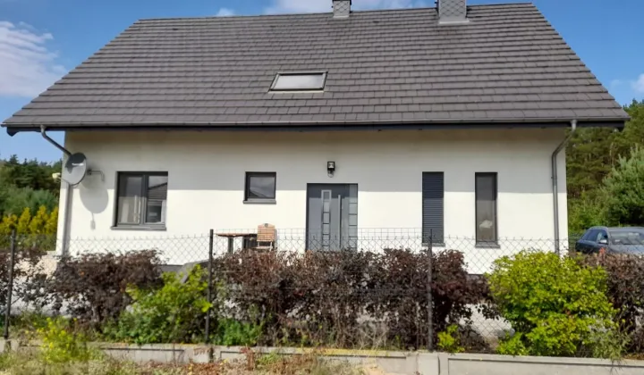 dom wolnostojący, 6 pokoi Chomiąża Szlachecka