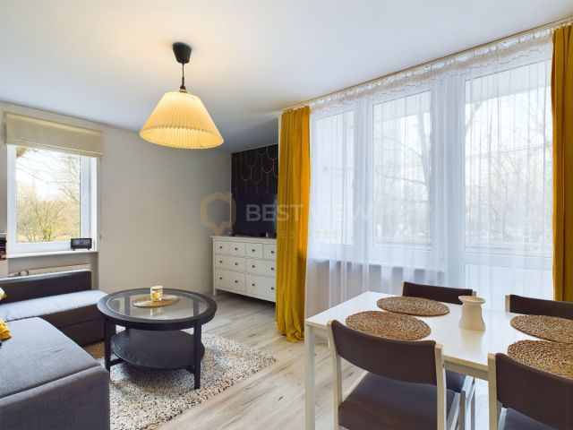 Mieszkanie 3-pokojowe Warszawa Targówek, ul. Wyszogrodzka. Zdjęcie 2