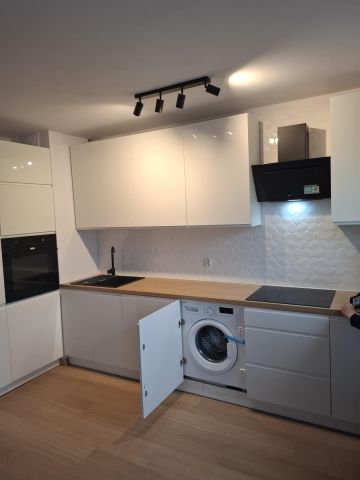 Mieszkanie 2-pokojowe Leszno Centrum, ul. Osiedle Józefa Sułkowskiego. Zdjęcie 1