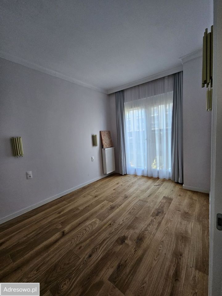 Mieszkanie 3-pokojowe Wrocław Stare Miasto, ul. gen. Władysława Sikorskiego. Zdjęcie 6