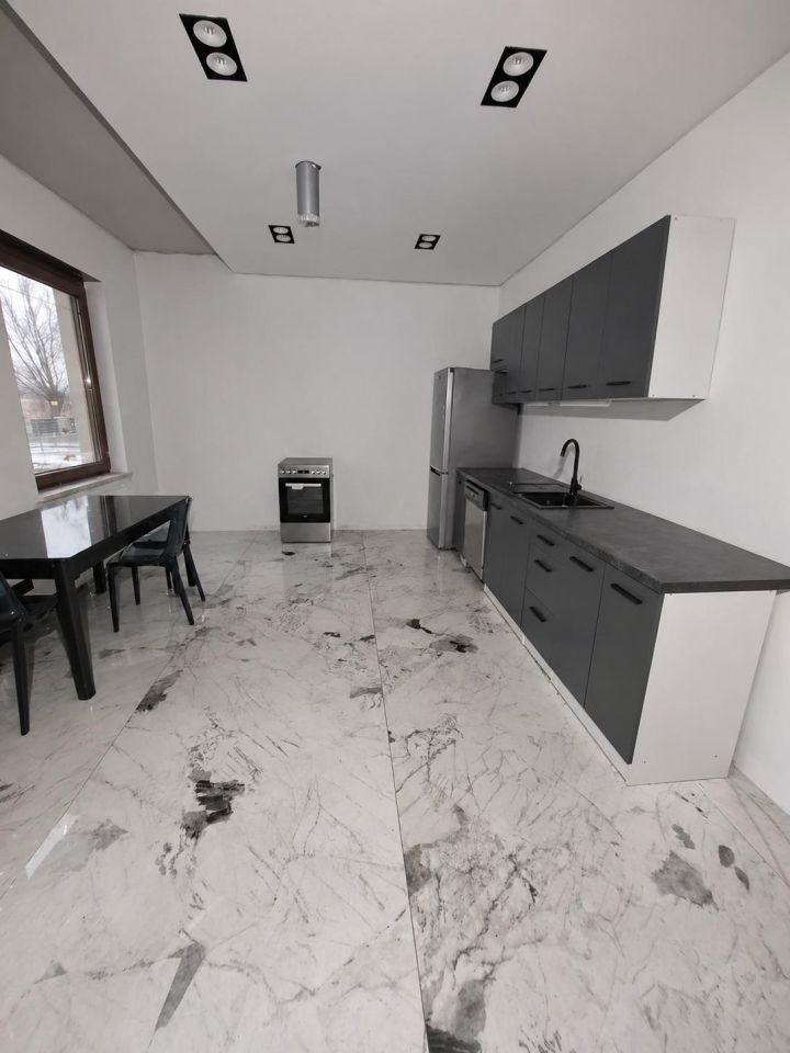 dom wolnostojący, 4 pokoje Stare Miasto, Janowicka. Zdjęcie 9