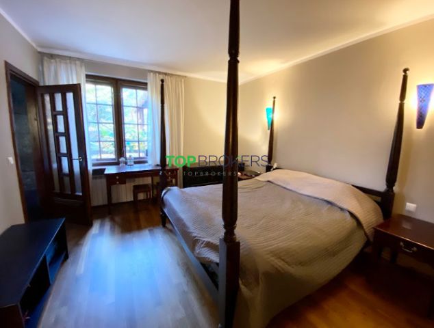 dom wolnostojący, 21 pokoi Milanówek. Zdjęcie 9