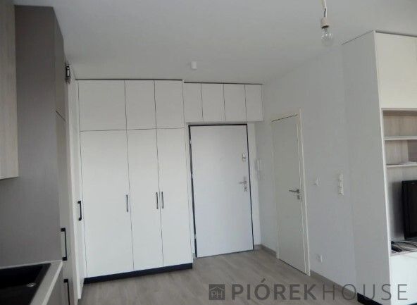 Mieszkanie 1-pokojowe Warszawa Wawer, ul. Korkowa. Zdjęcie 2