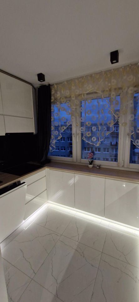 Mieszkanie 4-pokojowe Darłowo Centrum, ul. Henryka Wieniawskiego. Zdjęcie 3