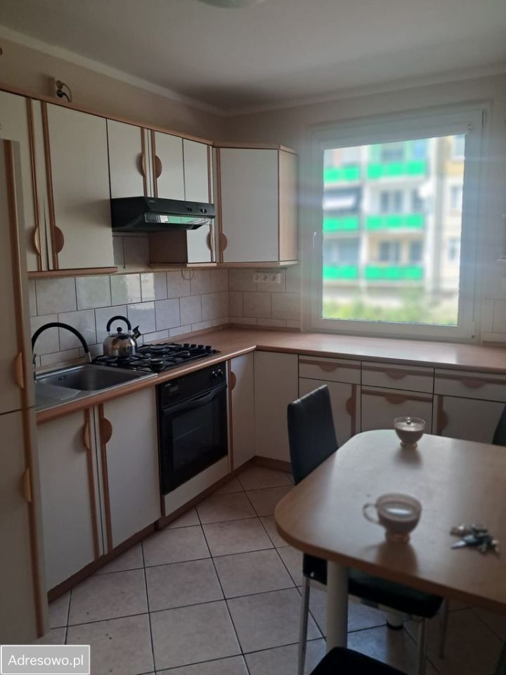 Mieszkanie 3-pokojowe Zielona Góra Raculka, ul. Osiedle Śląskie. Zdjęcie 2