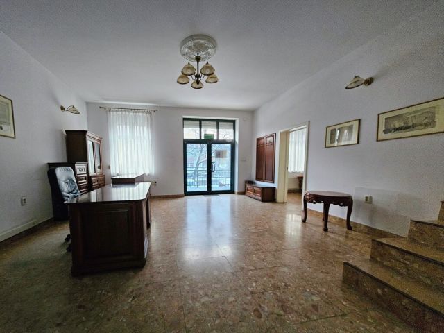 Biuro Wrocław Klecina, ul. Wałbrzyska. Zdjęcie 1