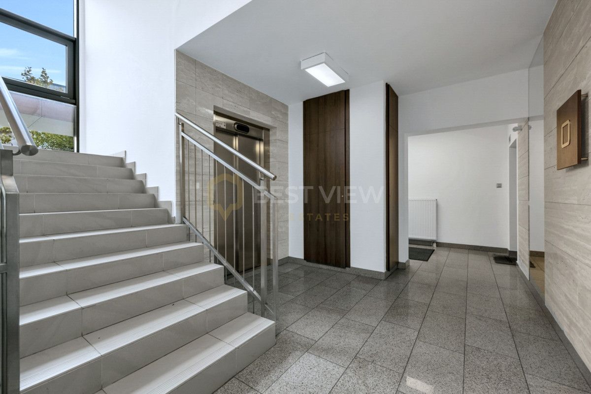 Mieszkanie 4-pokojowe Warszawa Wilanów, ul. Księdza Prymasa Augusta Hlonda. Zdjęcie 17