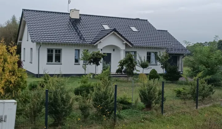 dom wolnostojący, 3 pokoje Olenówka