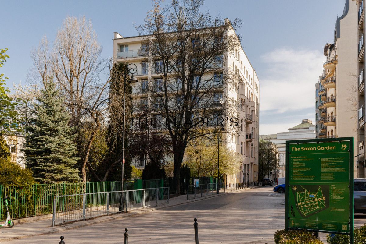 Mieszkanie 3-pokojowe Warszawa Śródmieście, ul. Niecała. Zdjęcie 1