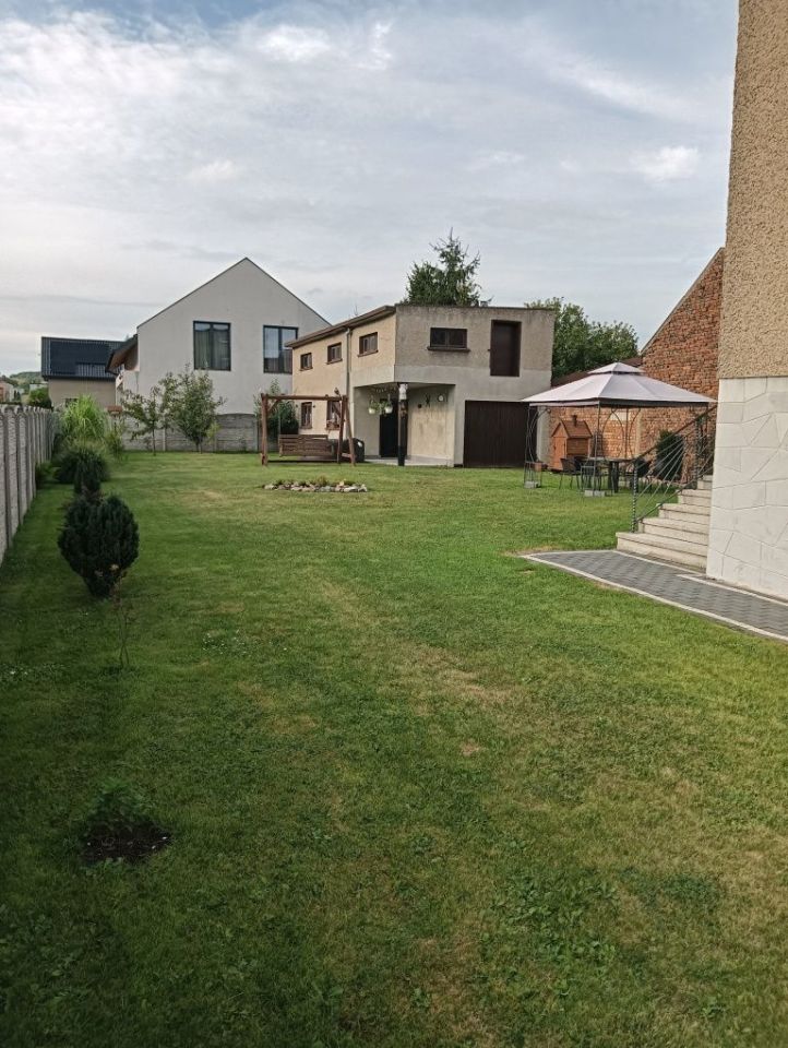 dom wolnostojący, 5 pokoi Strzyżowice, ul. Boczna. Zdjęcie 3