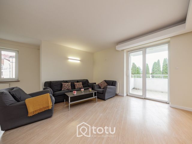 Mieszkanie 4-pokojowe Warszawa Włochy, ul. Aleje Jerozolimskie. Zdjęcie 1