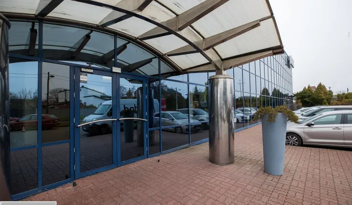 Biuro Warszawa Włochy, ul. Muszkieterów