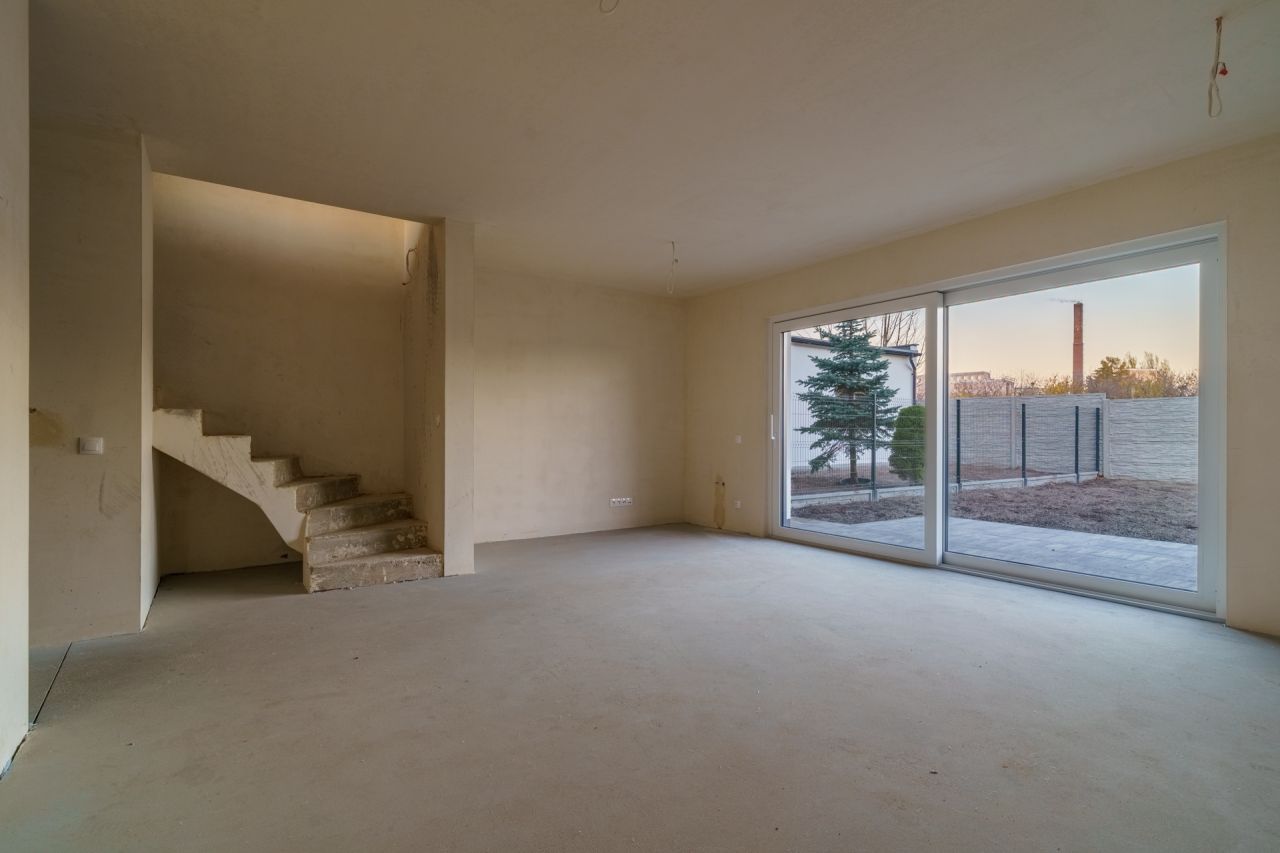 dom szeregowy, 4 pokoje Łódź Bałuty, ul. Telefoniczna. Zdjęcie 16