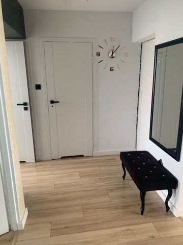 Mieszkanie 3-pokojowe Staszów, ul. Konstytucji 3 Maja. Zdjęcie 1