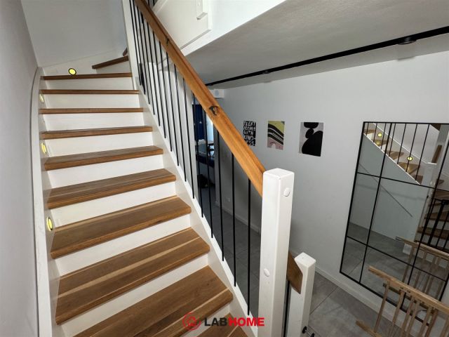 dom szeregowy, 5 pokoi Katowice Zarzecze, ul. gen. Stefana Grota-Roweckiego. Zdjęcie 9