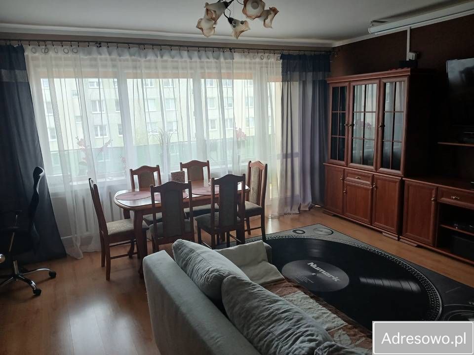 Mieszkanie 3-pokojowe Żary. Zdjęcie 1