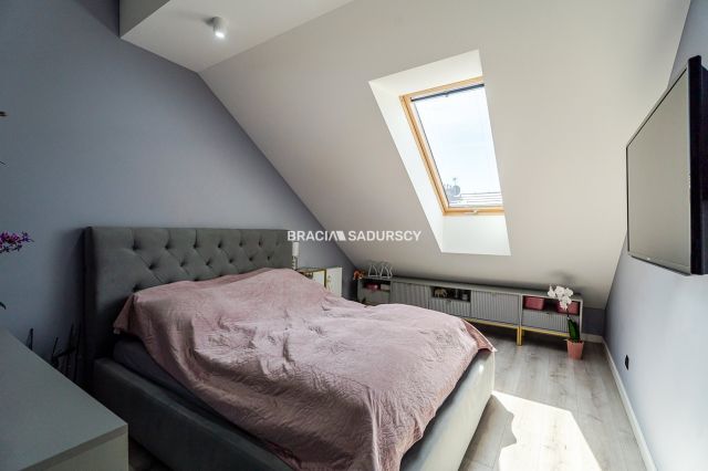 Mieszkanie 4-pokojowe Wieliczka, ul. Sadowa. Zdjęcie 11