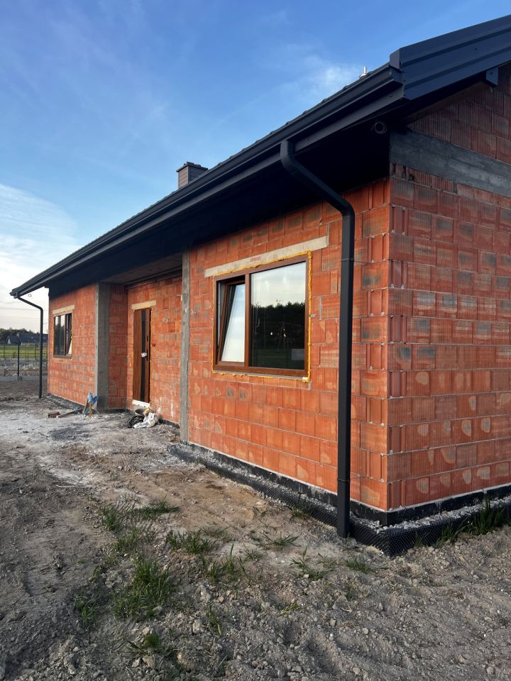 dom wolnostojący, 4 pokoje Nowa Piasecznica. Zdjęcie 1