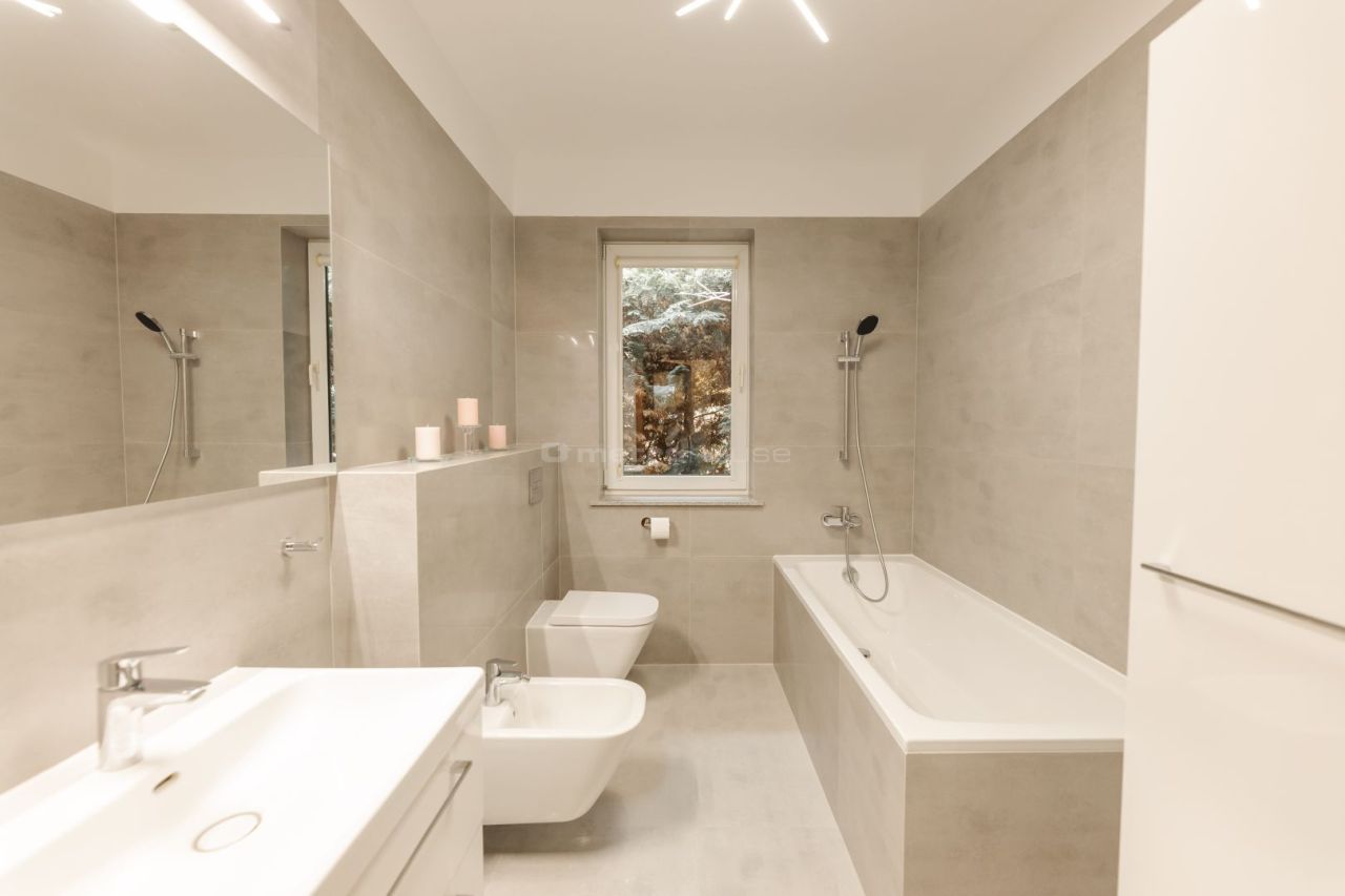 dom wolnostojący, 4 pokoje Borowa Góra. Zdjęcie 13