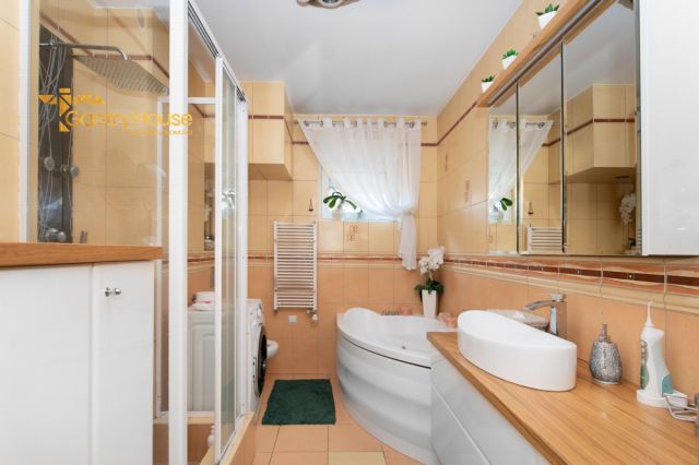 dom wolnostojący, 3 pokoje Rumia, ul. Zakopiańska. Zdjęcie 9