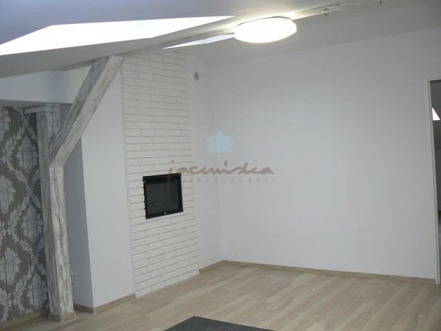 Mieszkanie 4-pokojowe Gniezno Centrum, ul. ks. kard. Stefana Wyszyńskiego. Zdjęcie 1