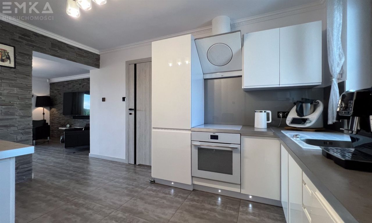 dom wolnostojący, 6 pokoi Stary Jasiniec. Zdjęcie 19