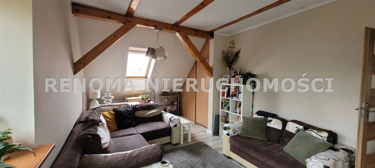 dom wolnostojący, 8 pokoi Wałbrzych Kozice, ul. Strzegomska. Zdjęcie 4