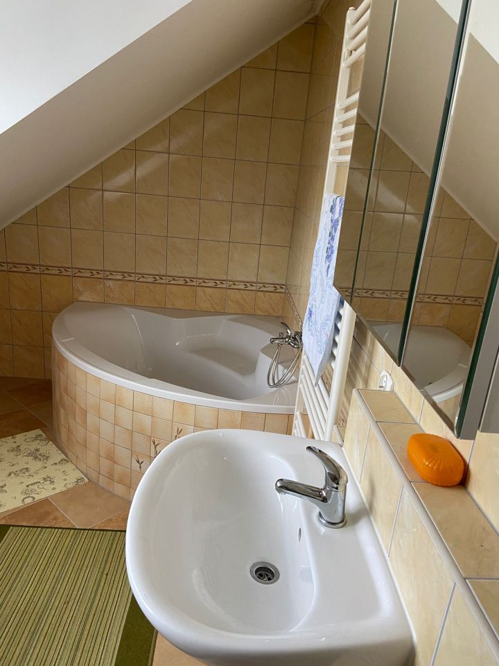 dom wolnostojący, 6 pokoi Laski. Zdjęcie 13