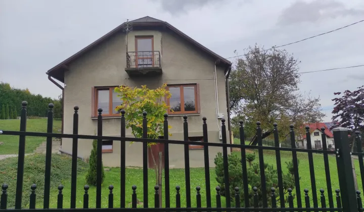 dom wolnostojący, 3 pokoje Gromnik, ul. Młodości