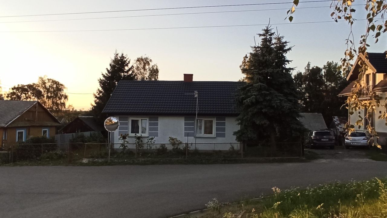 dom wolnostojący, 2 pokoje Bronisławka. Zdjęcie 1